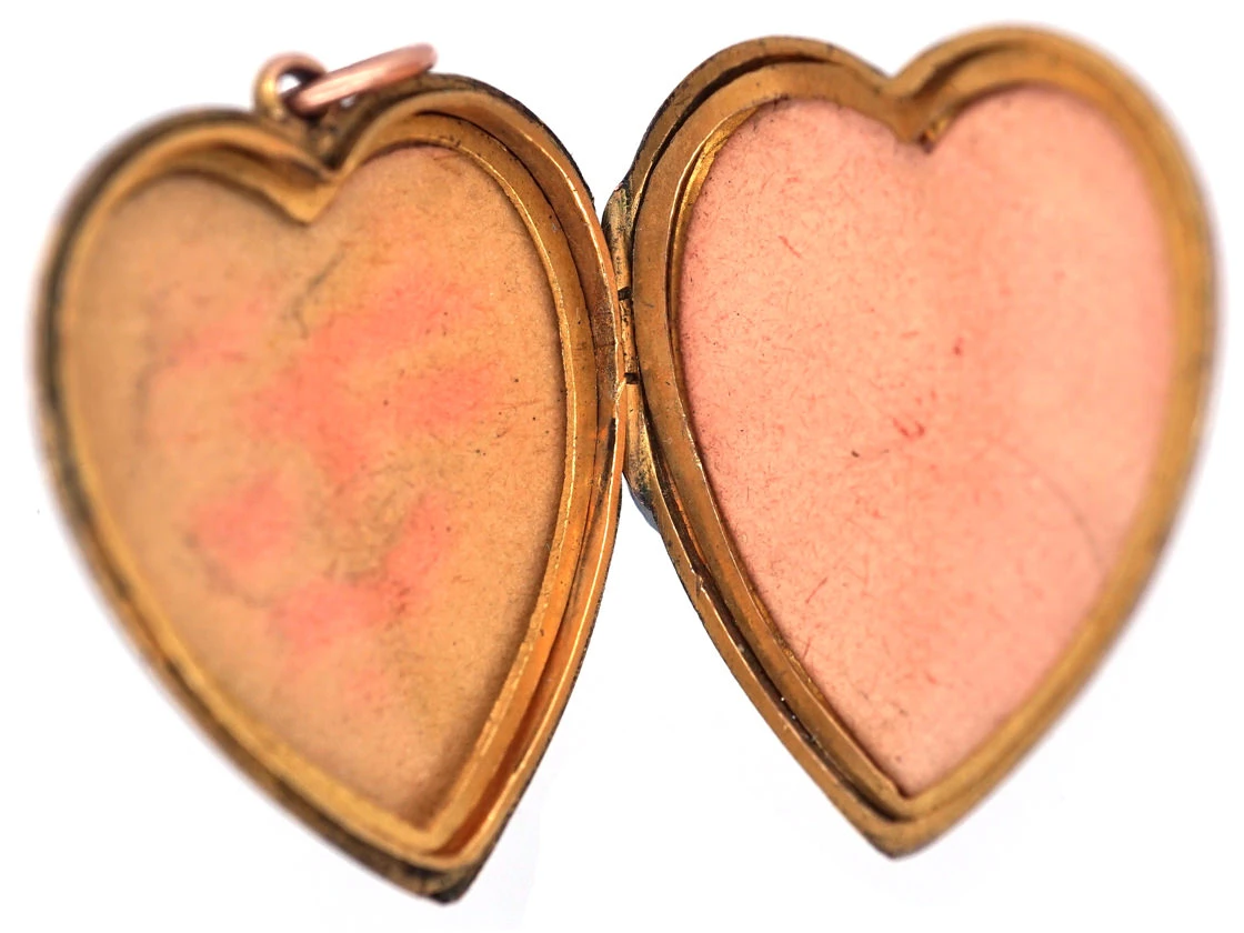 Edwardian 9ct Back & Front Heart Shaped Locket With Star Motif 4 Edwardian 9ct Back & Front Heart Shaped Locket With Star Motif - Image 3