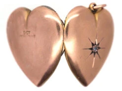 Edwardian 9ct Back & Front Heart Shaped Locket With Star Motif 6 Edwardian 9ct Back & Front Heart Shaped Locket With Star Motif -Antique Jewellery Company DSC08326