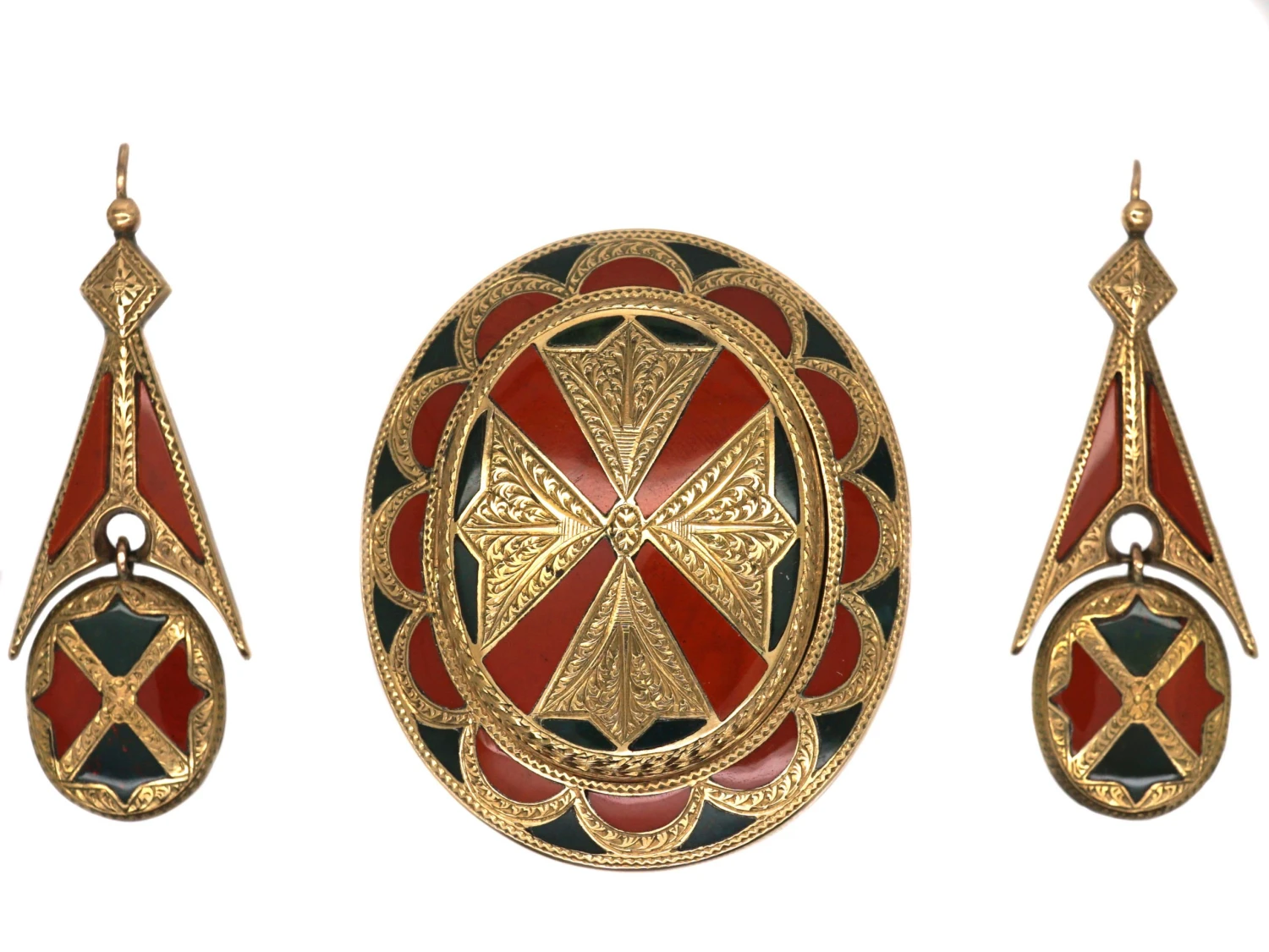 Victorian Scottish 15ct Gold, Jasper & Bloodstone Brooch & Earrings Set In Original Case 3 Victorian Scottish 15ct Gold, Jasper & Bloodstone Brooch & Earrings Set In Original Case