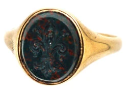 Victorian 15ct Gold Ring Set With A Bloodstone With Fleur De Lis Intaglio -Antique Jewellery Company DSC08938 copy