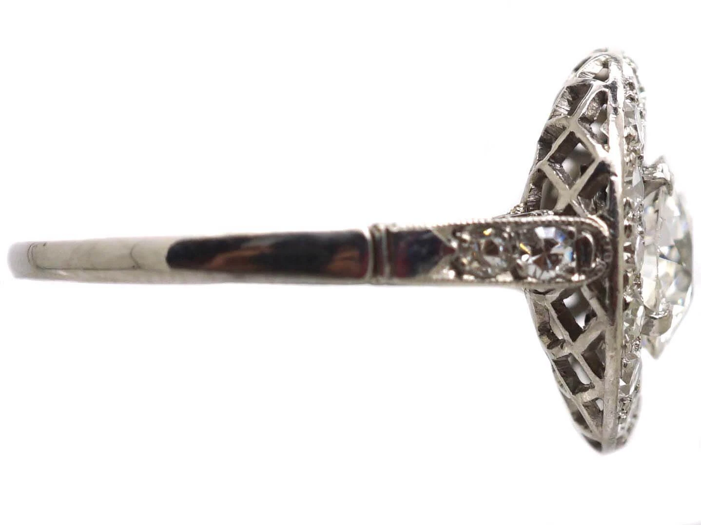 Early 20th Century Platinum, Diamond Cluster Ring With Large Centre Diamond 6 Early 20th Century Platinum, Diamond Cluster Ring With Large Centre Diamond - Image 4