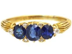 Edwardian 18ct Gold, Three Stone Sapphire Ring With Diamond Points -Antique Jewellery Company DSC09036