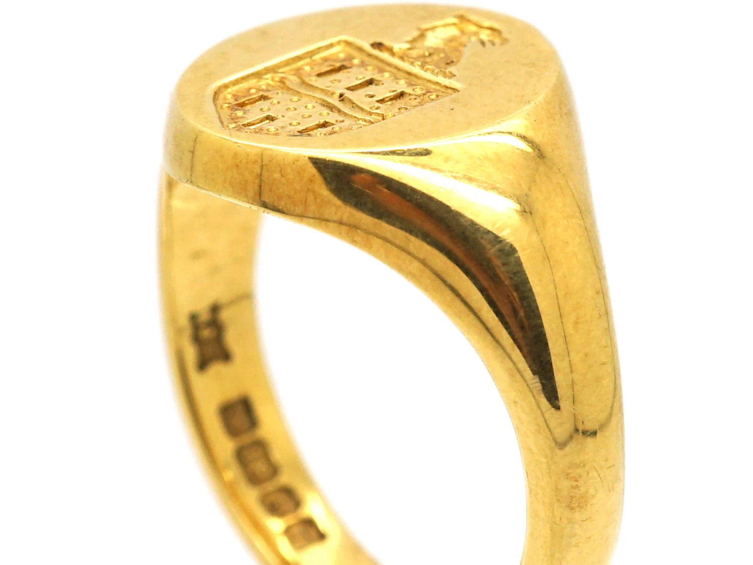18ct Gold Signet Ring Engraved With Eagle’s Head & Shield 4 18ct Gold Signet Ring Engraved With Eagle’s Head & Shield - Image 2