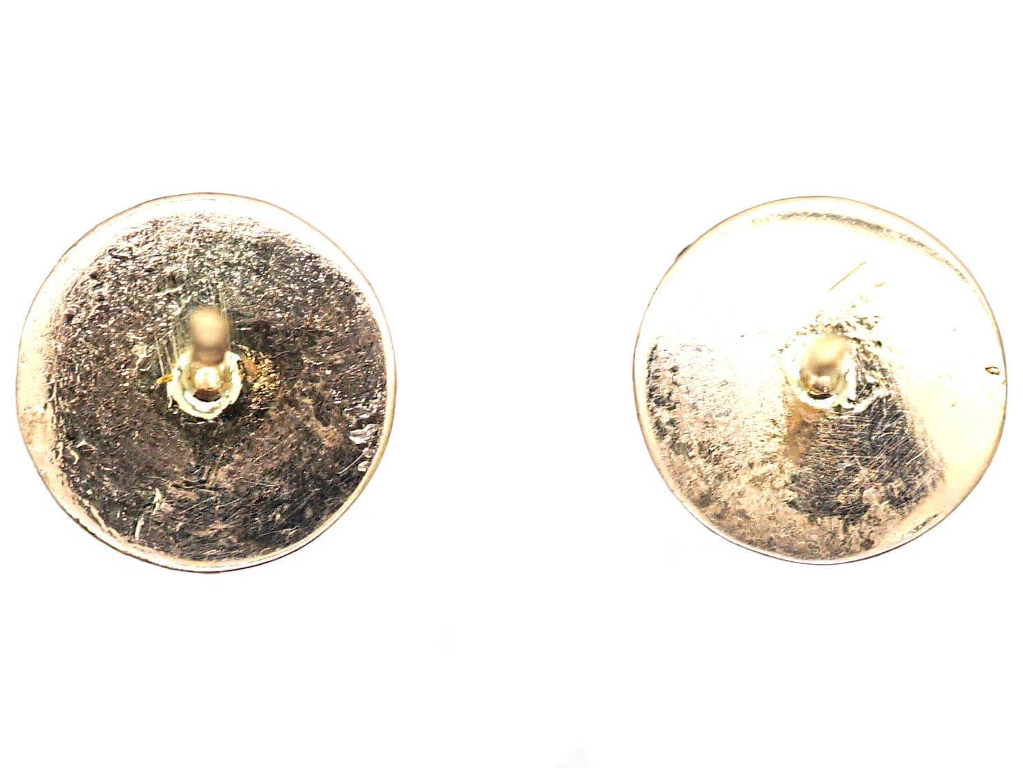 Victorian 9ct Gold Stud Earrings With Engraved Star & Flower Detail 4 Victorian 9ct Gold Stud Earrings With Engraved Star & Flower Detail - Image 2