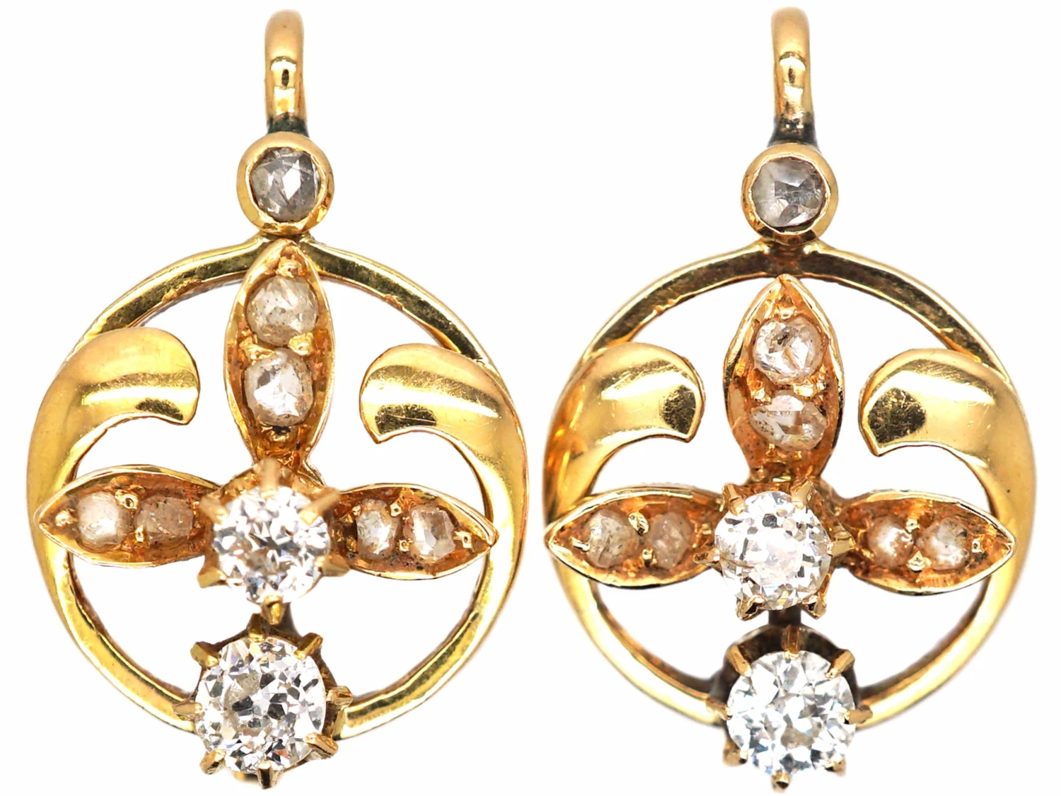 Early 20th Century 18ct Gold Flower Earrings Set With Diamonds 3 Early 20th Century 18ct Gold Flower Earrings Set With Diamonds