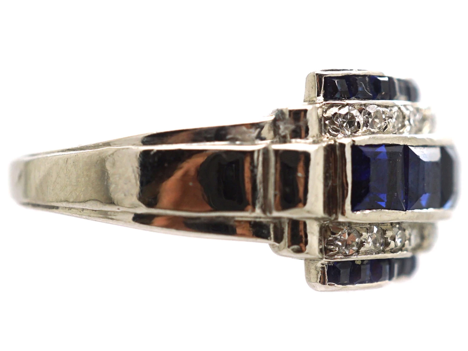 Art Deco Platinum, Sapphire & Diamond Ring With Scalloped Edges 8 Art Deco Platinum, Sapphire & Diamond Ring With Scalloped Edges - Image 6