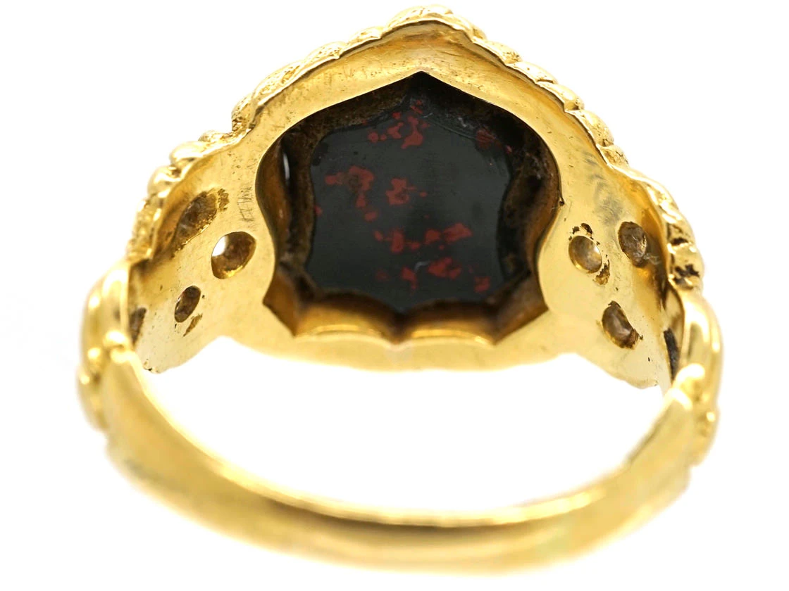 Victorian 18ct Gold & Shield Shaped Bloodstone Signet Ring 8 Victorian 18ct Gold & Shield Shaped Bloodstone Signet Ring - Image 6