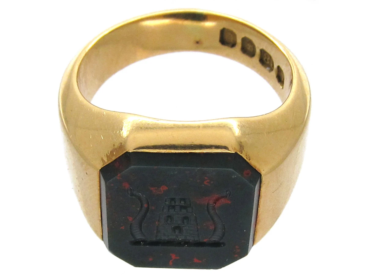 18ct Gold Octagonal Bloodstone Signet Ring 6 18ct Gold Octagonal Bloodstone Signet Ring - Image 4
