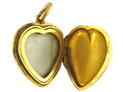 18ct Gold Victorian Blue Enamel Heart Locket 9 18ct Gold Victorian Blue Enamel Heart Locket -Antique Jewellery Company IMG 2843