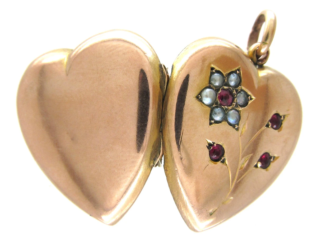 Garnet & Pearl Flower Heart Locket 5 Garnet & Pearl Flower Heart Locket - Image 3