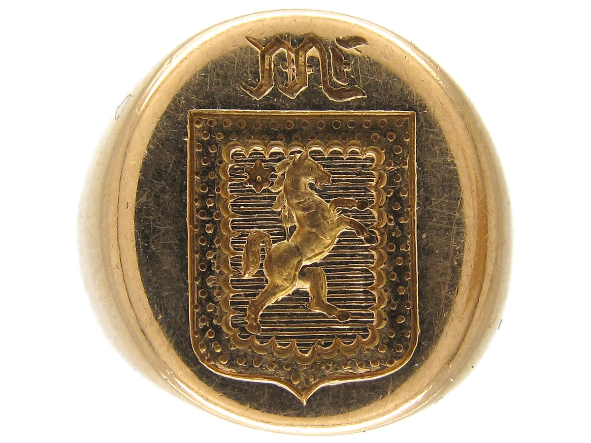 18ct Gold Victorian Intaglio Signet Ring Of A Rearing Horse 3 18ct Gold Victorian Intaglio Signet Ring Of A Rearing Horse
