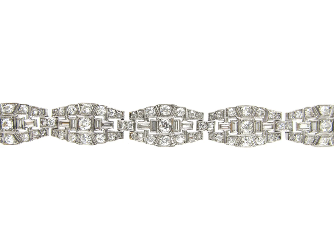 Art Deco Diamond & Platinum Bracelet By Mcteigue & Co 3 Art Deco Diamond & Platinum Bracelet By Mcteigue & Co