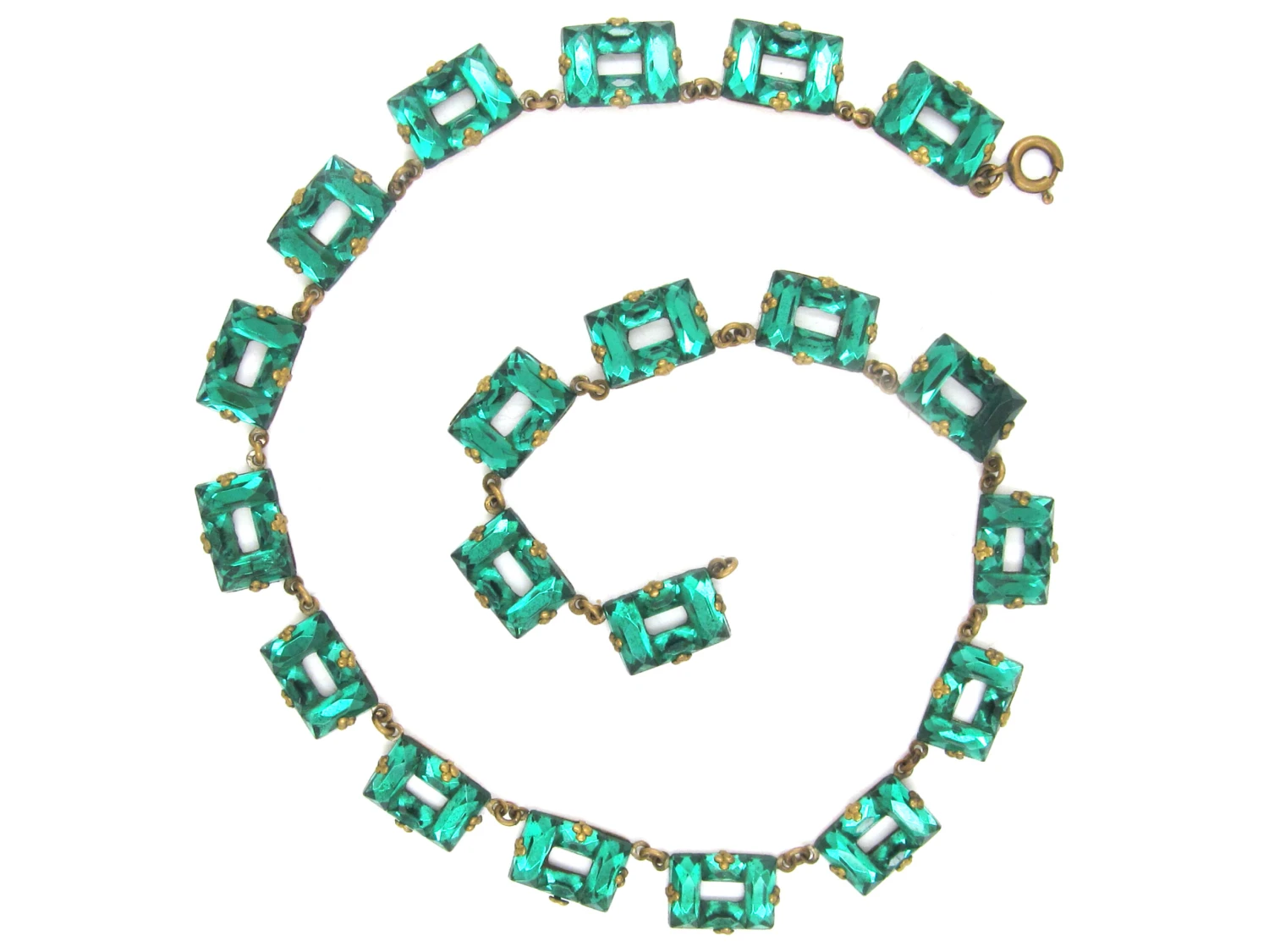 Art Deco Czechoslovakian Green Glass Necklace 3 Art Deco Czechoslovakian Green Glass Necklace