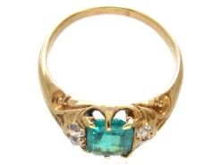 Victorian Rectangular Emerald & Diamond 18ct Gold Ring -Antique Jewellery Company IMG 6630