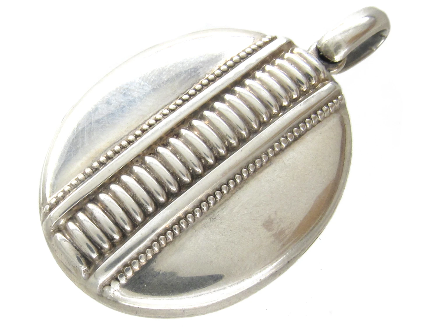 Victorian Silver Stripe Design Oval Locket 6 Victorian Silver Stripe Design Oval Locket - Image 4