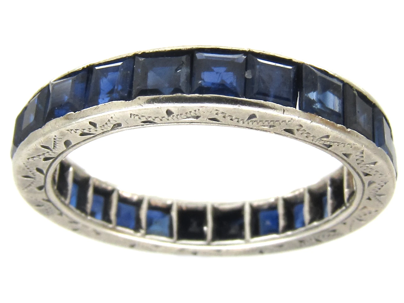 Art Deco 18ct White Gold & Sapphire Eternity Ring 6 Art Deco 18ct White Gold & Sapphire Eternity Ring - Image 4