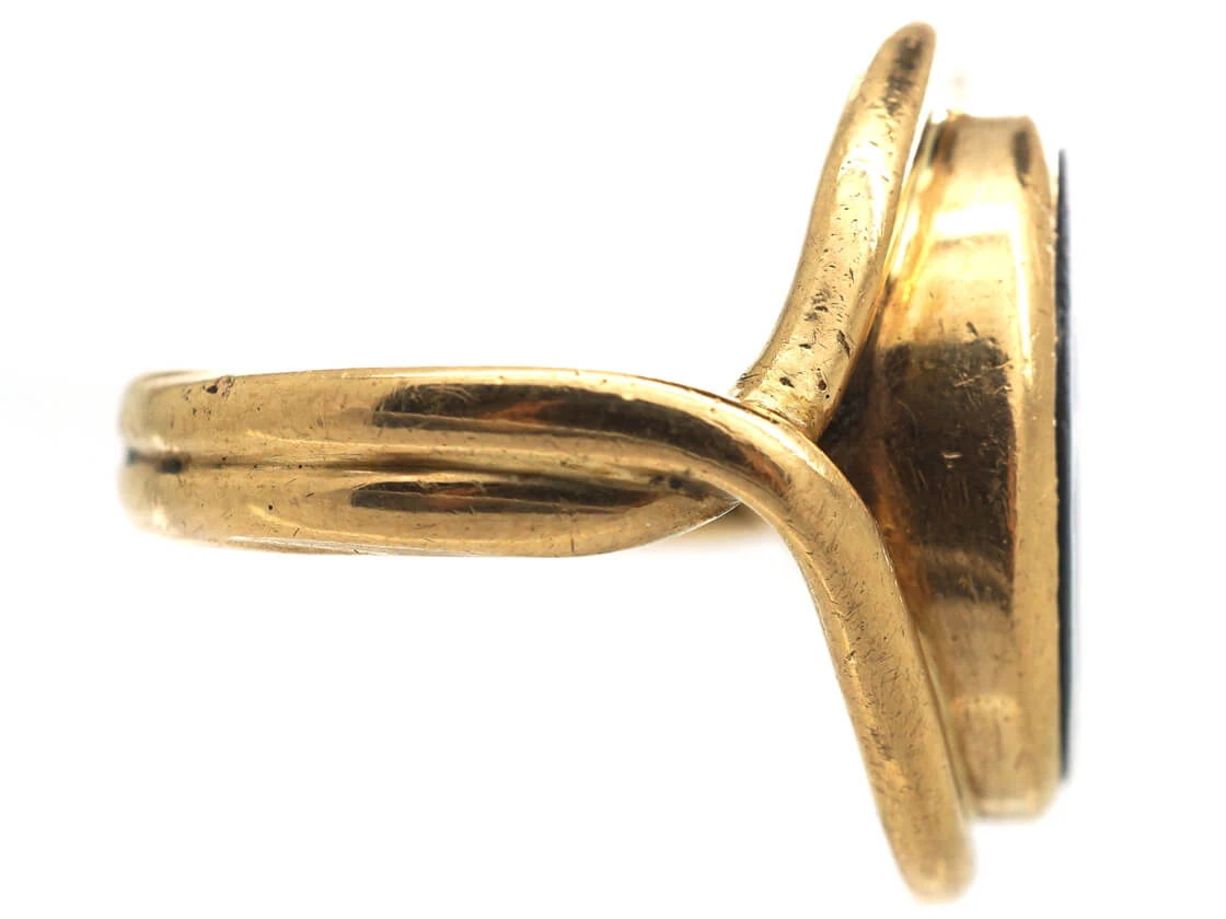Victorian 18ct Gold Signet Ring With Onyx Intaglio Of A Crest 6 Victorian 18ct Gold Signet Ring With Onyx Intaglio Of A Crest - Image 4