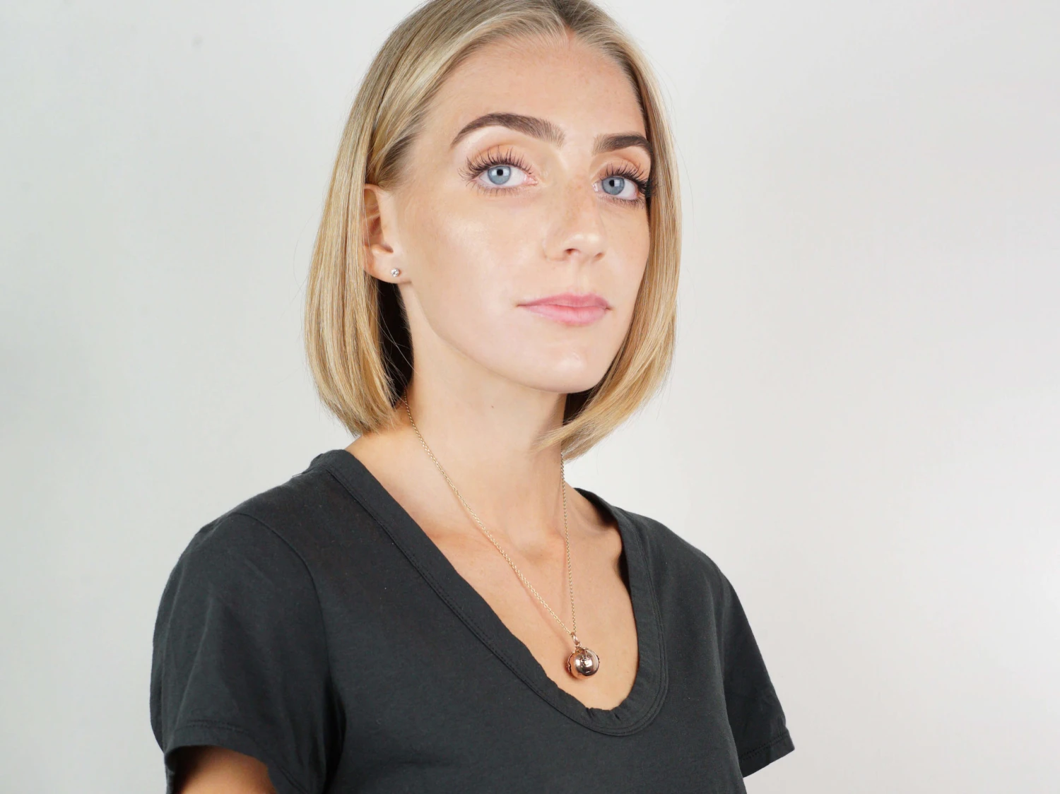 9ct Gold & Silver Opening Masonic Ball Pendant 7 9ct Gold & Silver Opening Masonic Ball Pendant - Image 5