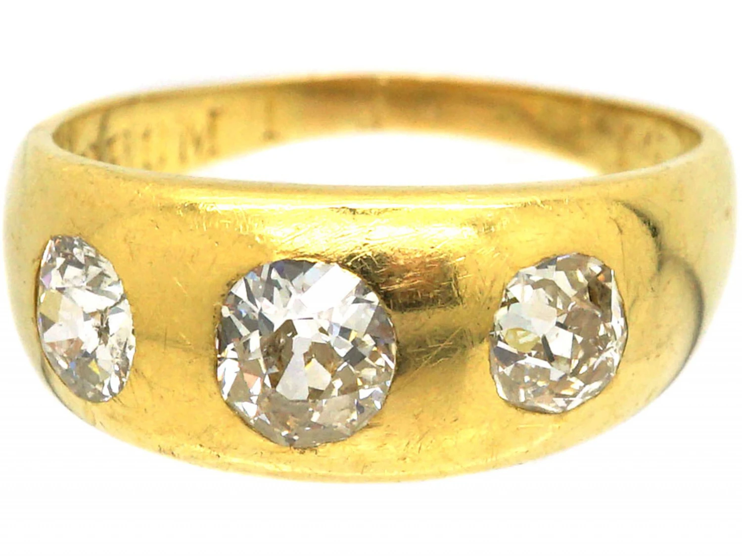Victorian 18ct Gold, Three Stone Old Mine Cut Diamond Rub Over Set Ring 10 Victorian 18ct Gold, Three Stone Old Mine Cut Diamond Rub Over Set Ring - Image 8