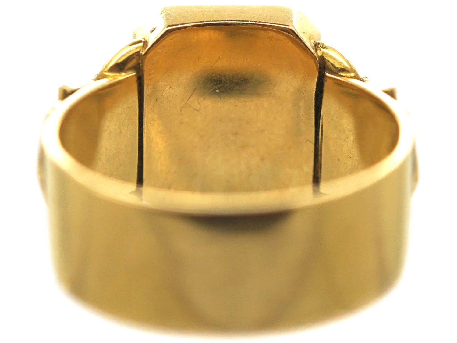 Victorian 18ct Signet Ring With Buckle Detail 7 Victorian 18ct Signet Ring With Buckle Detail - Image 5