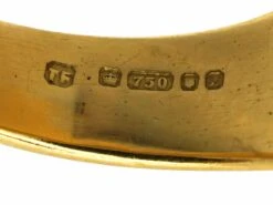 18ct Gold Signet Ring With Intaglio Of Prince Of Wales Feathers By Theo Fennell 11 18ct Gold Signet Ring With Intaglio Of Prince Of Wales Feathers By Theo Fennell -Antique Jewellery Company d6397c65 dsc02963 scaled 1