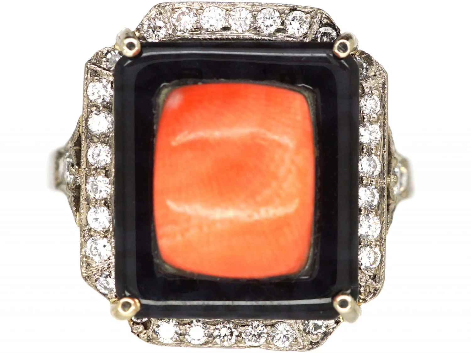 Art Deco 18ct White Gold Coral, Onyx And Diamond Ring 3 Art Deco 18ct White Gold Coral, Onyx And Diamond Ring