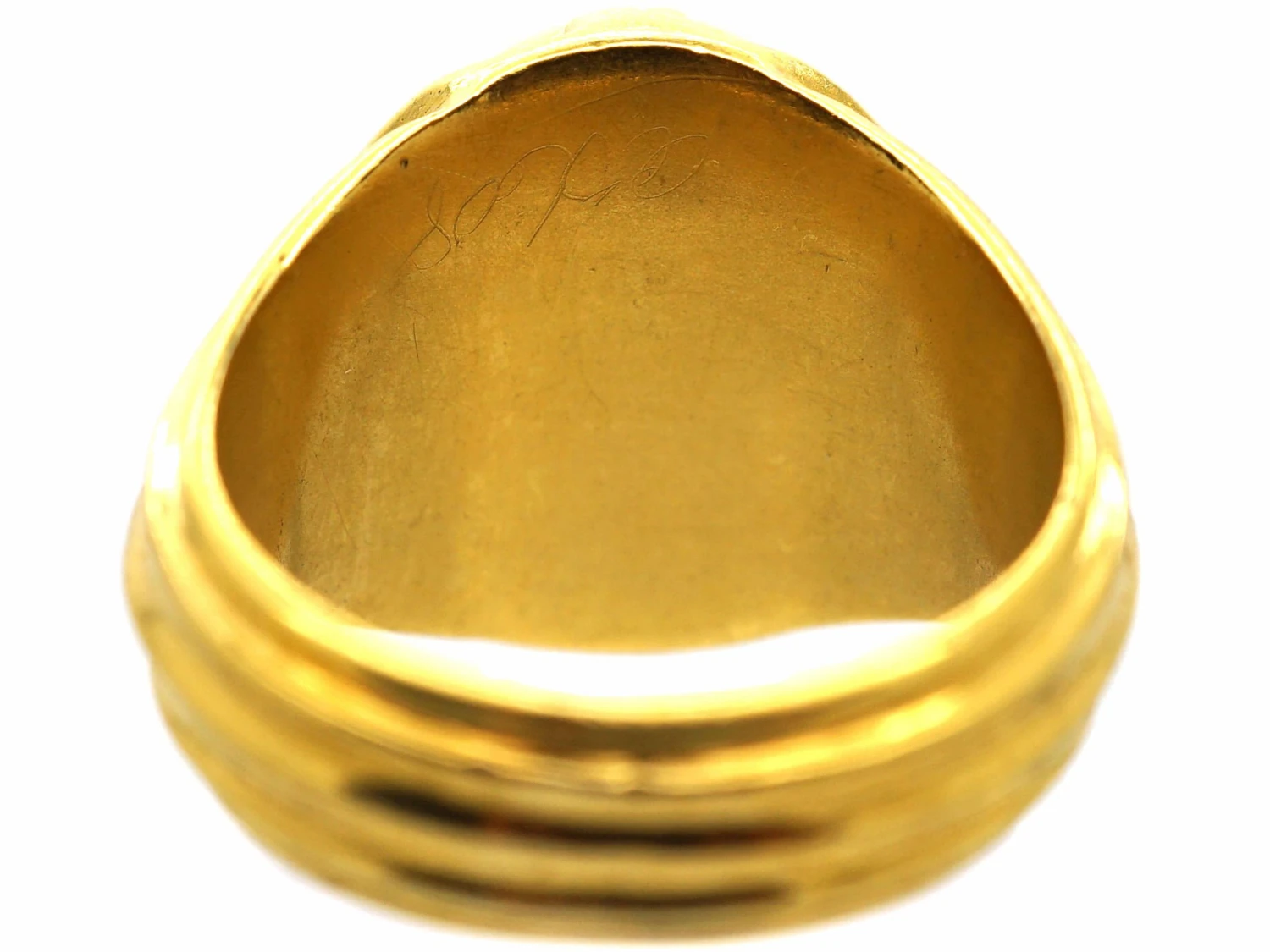 Victorian 18ct Gold Signet Ring With Ornate Triple Leaf Shoulders 6 Victorian 18ct Gold Signet Ring With Ornate Triple Leaf Shoulders - Image 4