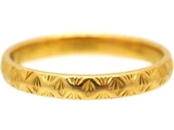 Art Deco 22ct Gold Wedding Ring With Ornate Decoration -Antique Jewellery Company e31a3530 dsc03882 scaled 1